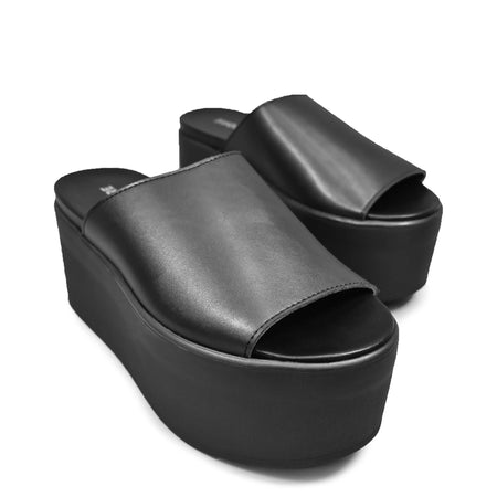 Altercore Shanna Vegan Black