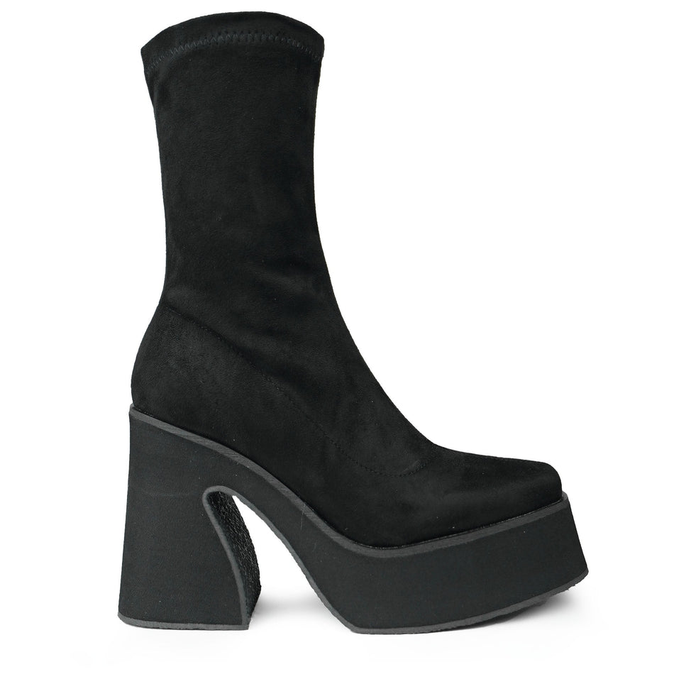 SEDAI GT1 Black Suede