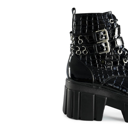 KOI FOOTWEAR AW5 CROCK BLACK PATENT
