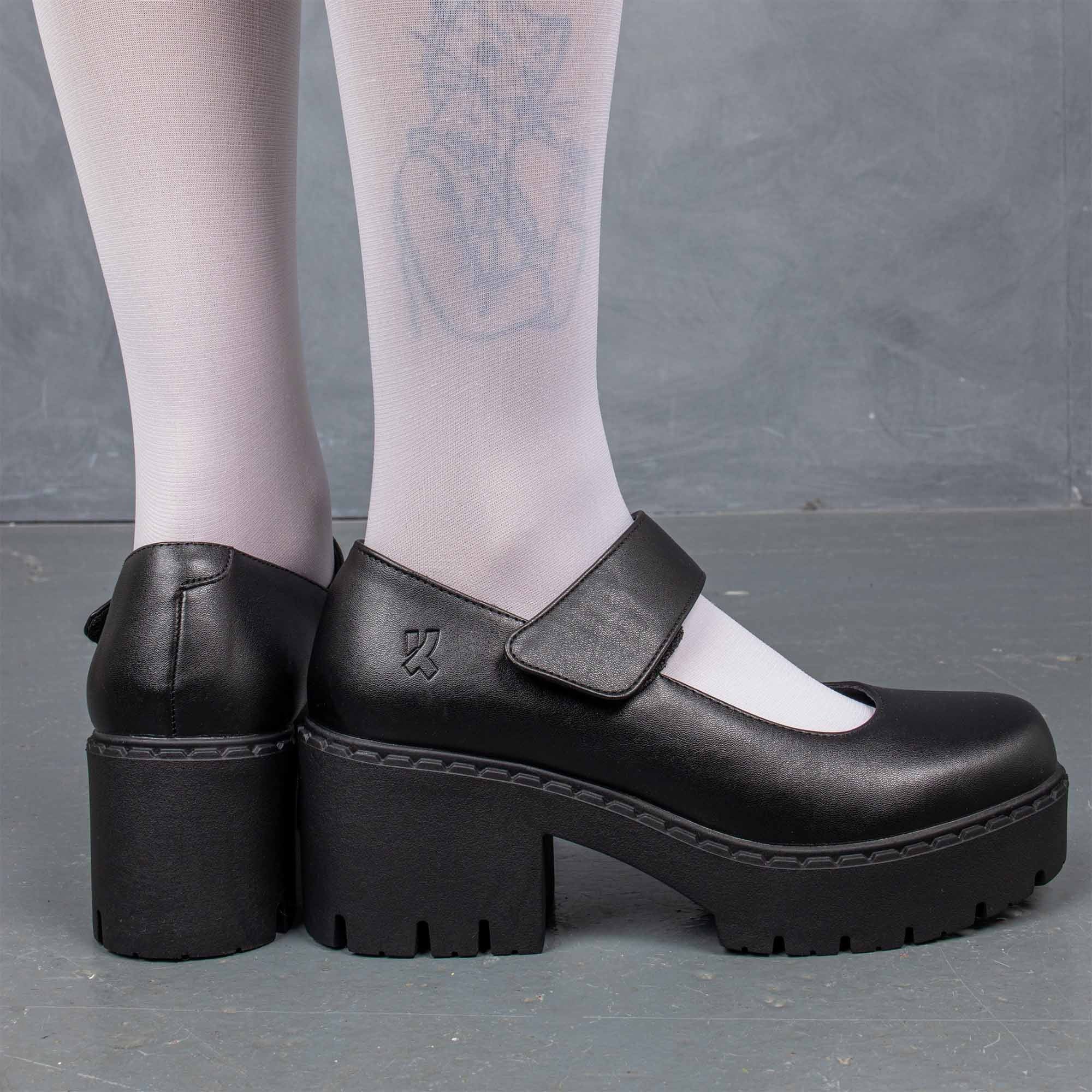 KOI FOOTWEAR BEACONS SWITCH BLACK