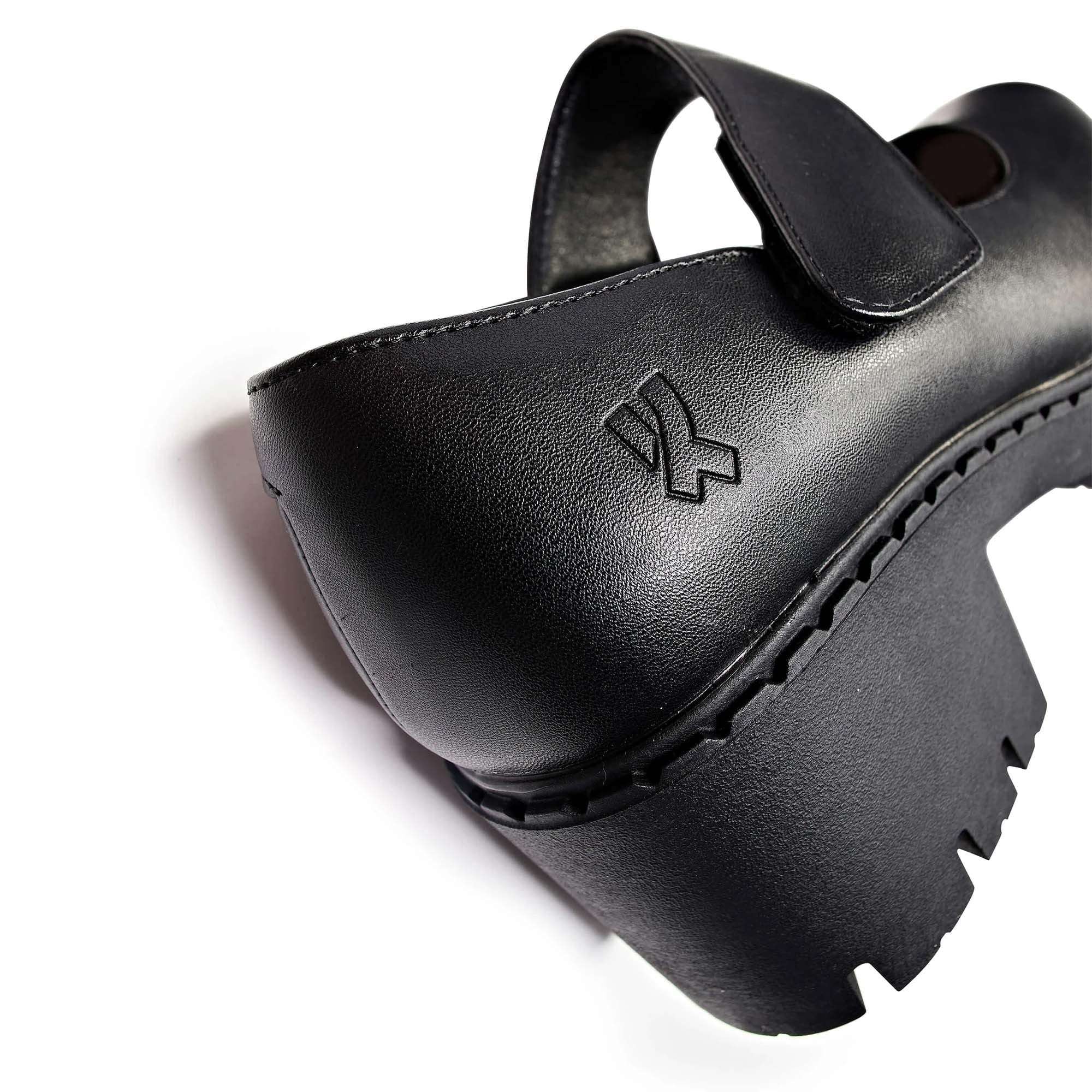 KOI FOOTWEAR BEACONS SWITCH BLACK