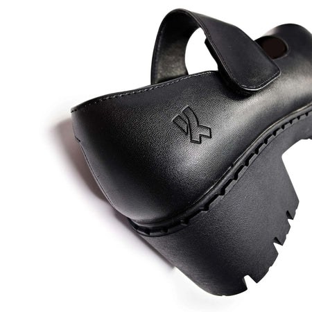 KOI FOOTWEAR BEACONS SWITCH BLACK