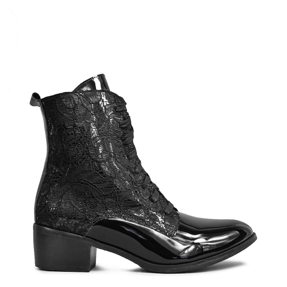 Altercore Zelda Vegan Black